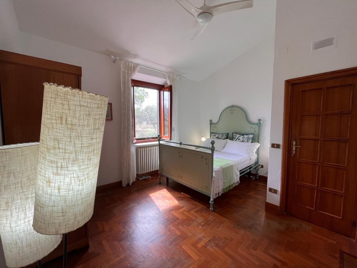 보르고 아 부기아노 Casa Del Pino B&B 외부 사진