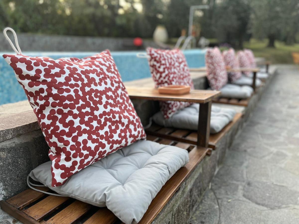 보르고 아 부기아노 Casa Del Pino B&B 외부 사진