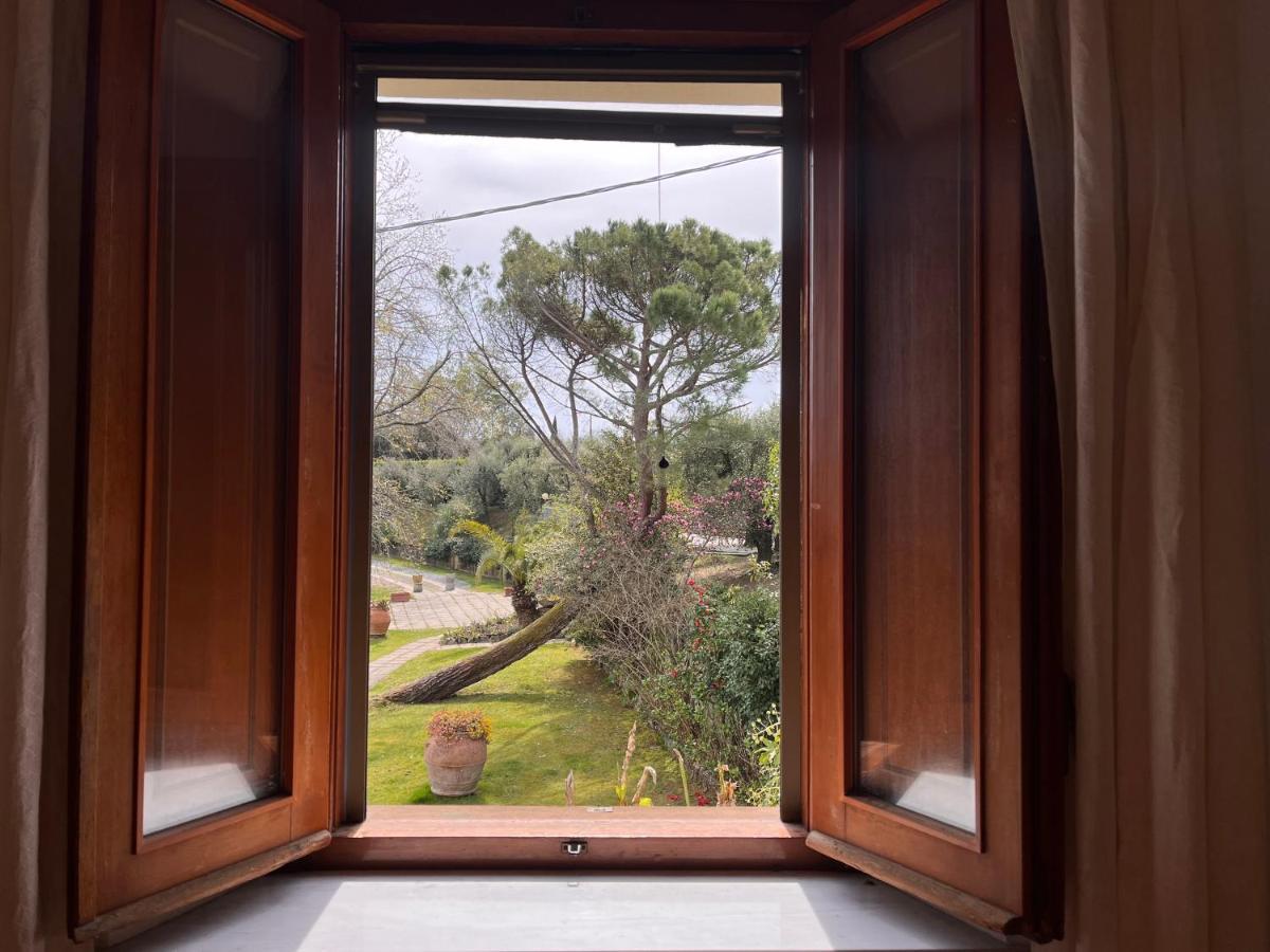 보르고 아 부기아노 Casa Del Pino B&B 외부 사진